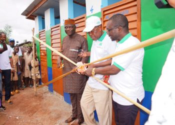 Education : la fondation Martin Assogba Vihoutou offre de nouvelles infrastructures au CEG Ouèdo-Kpossidja