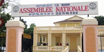 Bénin : Le drame de Dassa et la suspension du sursalaire aux agents des communes en débat au parlement