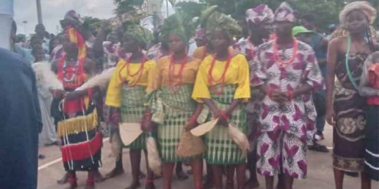 Bénin : L’UAC décroche pour la troisième fois le trophée du Festival artistique universitaire