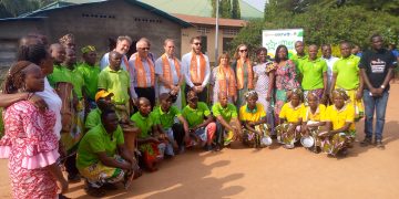Bénin : Les ambassadeurs de la “Team Europe” visitent l’école des maris modèles