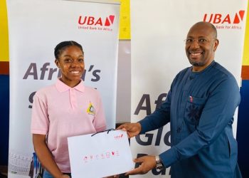 Bénin/JIF : UBA BENIN engage, exhorte et prime les filles de 3 établissements scolaires