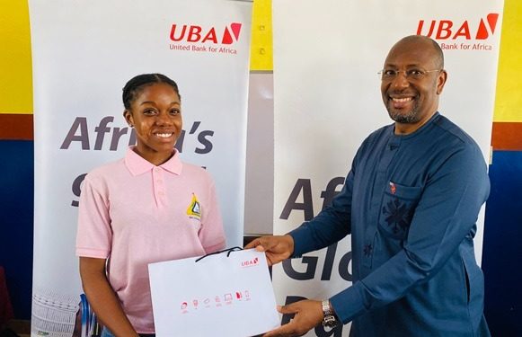 Bénin/JIF : UBA BENIN engage, exhorte et prime les filles de 3 établissements scolaires