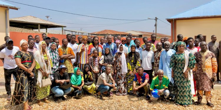 Bénin : Le Centre culturel de formation Bio Tchané explique son concept “Découverte d’un Métier” aux jeunes de la Donga