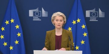 Ursula von der Leyen : «Investir dans le réseau électrique du Bénin est essentiel à sa transition vers une énergie propre»