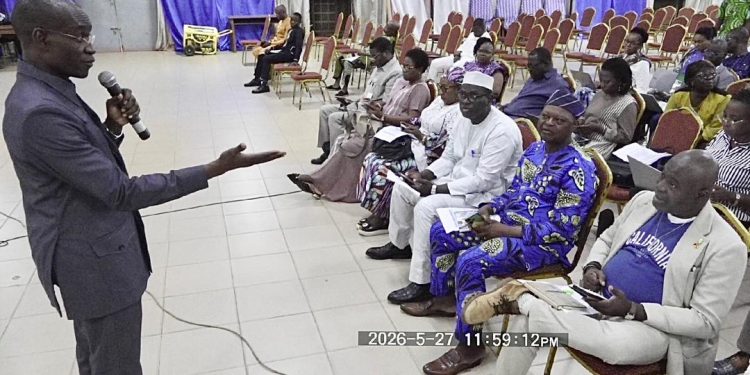 Bénin : Professeur Tahirou DJARA forme les cadres de l’UAC sur la plateforme de gestion des ordres de mission