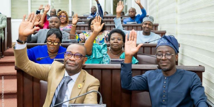 Bénin : L’Assemblée adopte à l’unanimité la loi n°2026-15 sur l’environnement