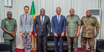 Bénin : Agonkan discute de partenariat stratégique avec Lorenzo Redalie du Comité international de la croix rouge